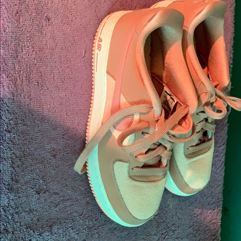 Women’s air force ones pink no box sorry